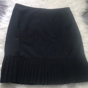 Black and white pin striped skirt with pleating